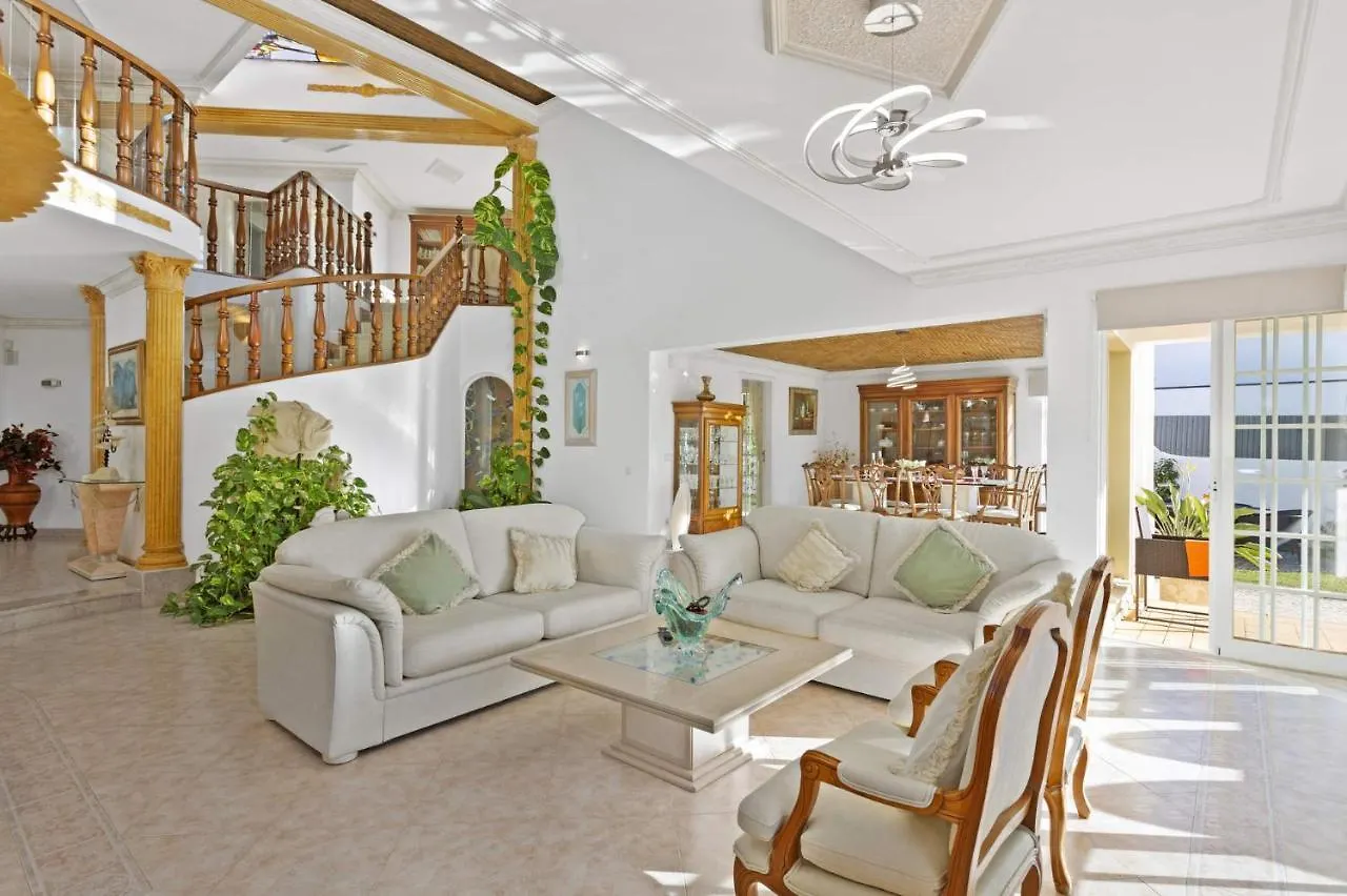 Villa Quinta Da Vinha By Villa Plus Albufeira